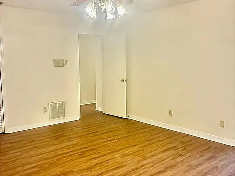 7221 Lakewood Rd — Photo 22