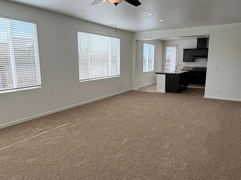 5990 E Kerckhoff Ave — Photo 3