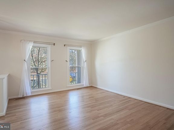 5th image of 6030 Rockton Ct