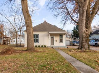 2021 Park Ave, Alton, IL 62002