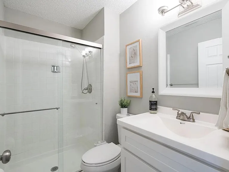 2028 Falling Brook Dr — Photo 22