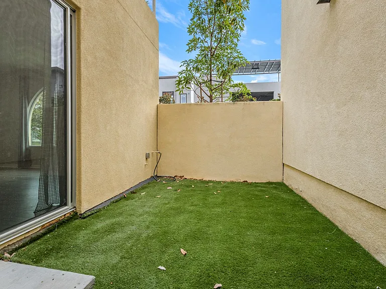 7870 Altana Way — Photo 23