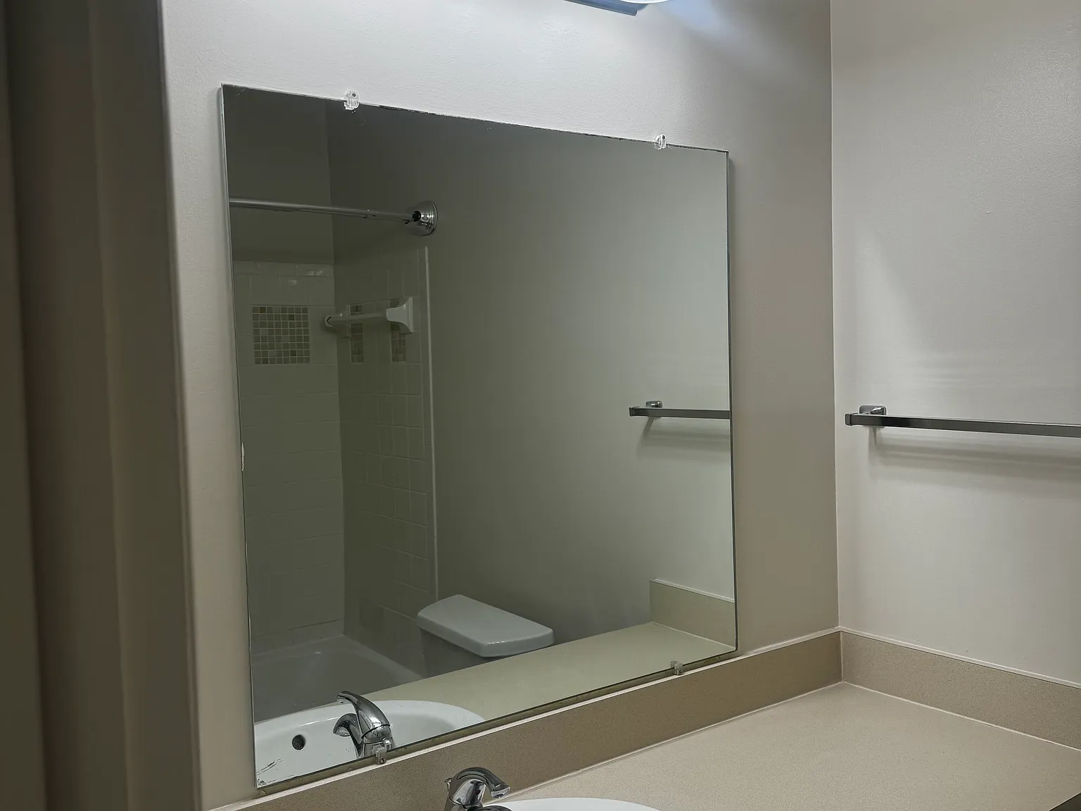 2 bed, 1.5 bath, 1250 sqft, $2,150 — Photo 3