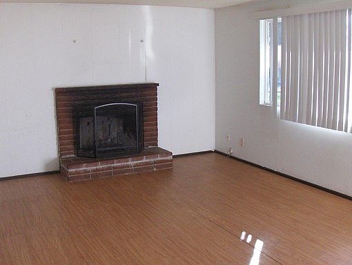 2nd image of 1515 Waite St