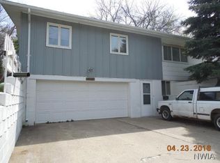 430 S 7th St, Akron, IA 51001