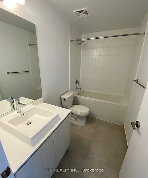251 Manitoba St #106 — Photo 14