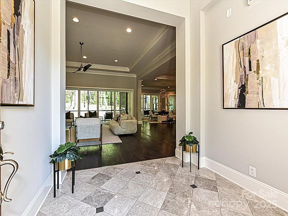 4th image of 11447 Egrets Point Dr