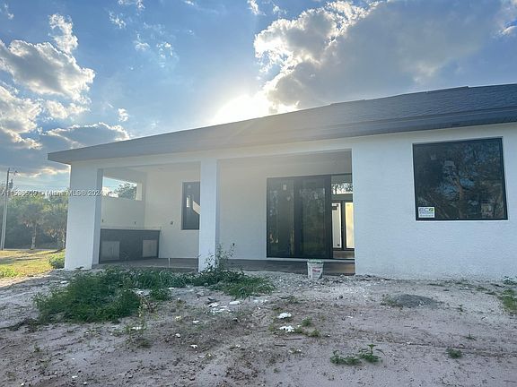 4th image of 612 Palmetto Ave