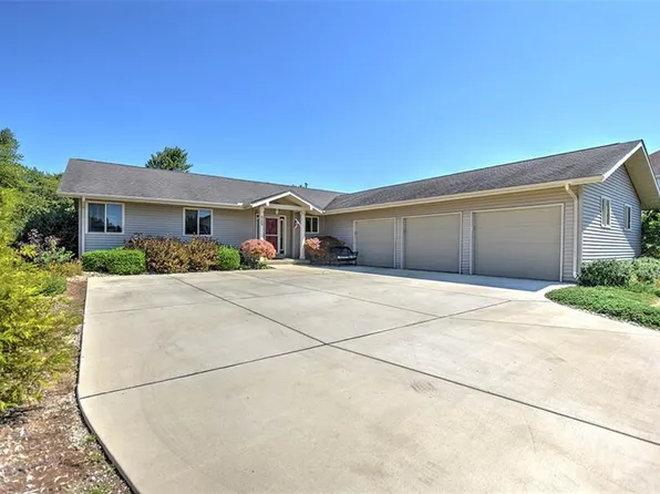 522 Phillip Cir, Forsyth, IL 62535