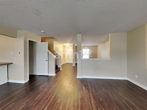 4th image of 1281 Rosemary Ct