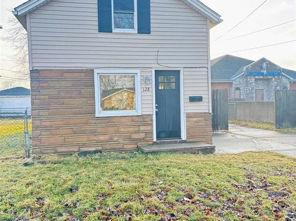 128 Henry Ruff Rd, Garden City, MI 48135