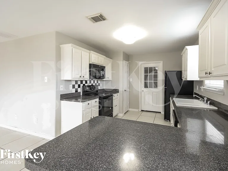 7202 Nettle Springs Ct — Photo 5