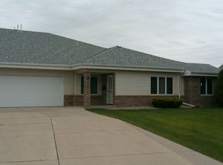 2097 26th Ave S, Grand Forks, ND 58201