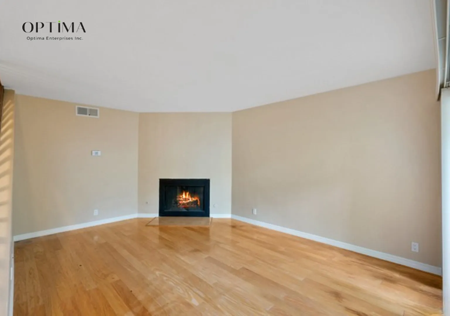 $500 Move-In Special | Spacious 3BR Condo in Tarzana Private 2-Car Garage & Resort-Style Amenities! — Photo 2