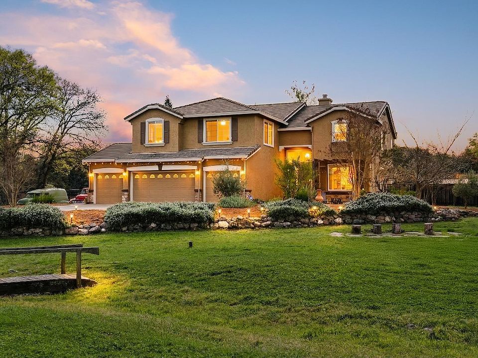 1st image of 2066 Summer Dr