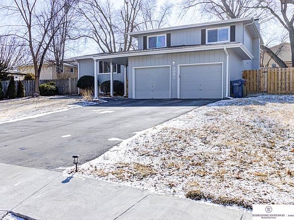 3rd image of 3001 Leawood Dr
