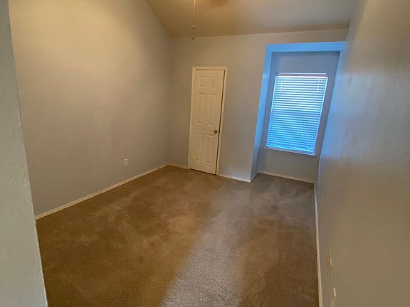 5th image of 1410 Park Palisades Dr