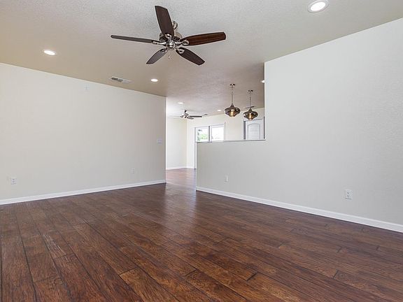 4th image of 9637 Virlin Ct