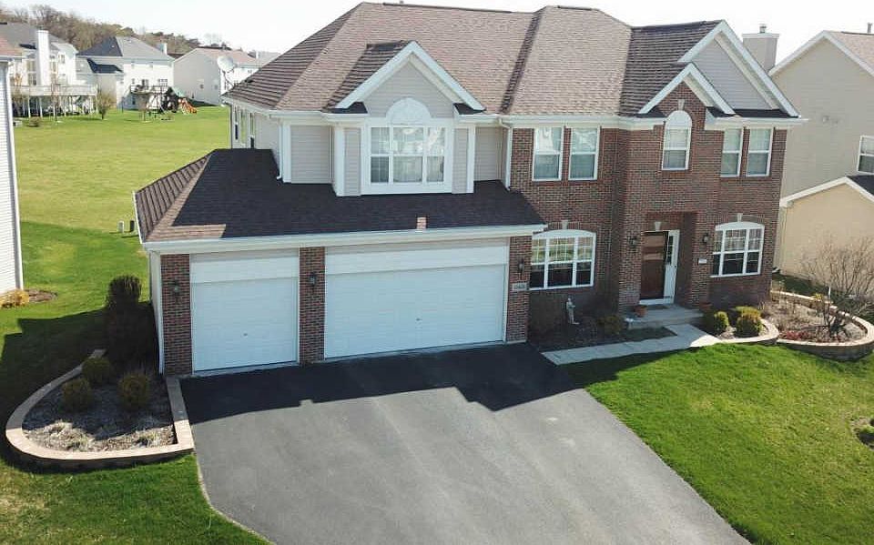1st image of 12415 Kings Point Dr