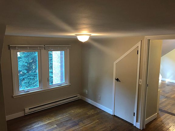 3rd image of 19614 15th Ave NE APT B