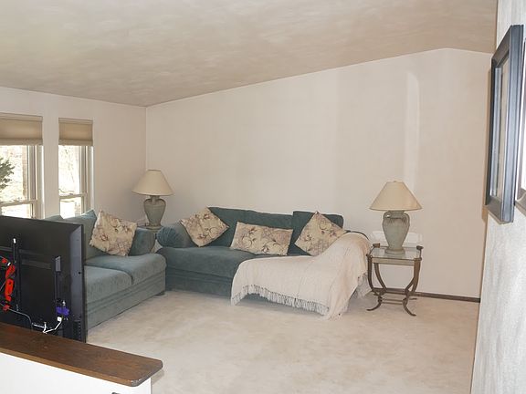3rd image of 3924 Murry Highlands Cir