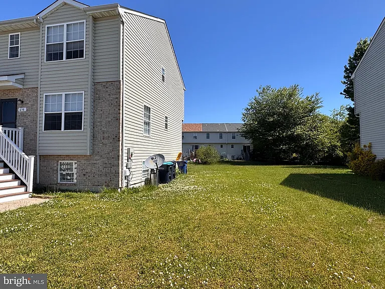 658 Dairy Dr — Photo 16