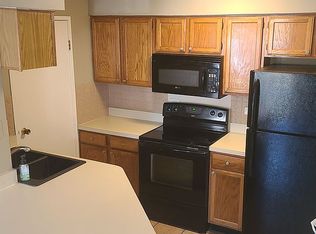 1313 E Wyndham Cir APT 105, Palatine, IL 60074