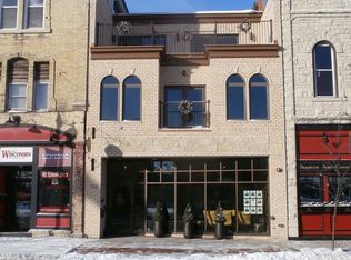 112 N Main St #B, Oconomowoc, WI 53066