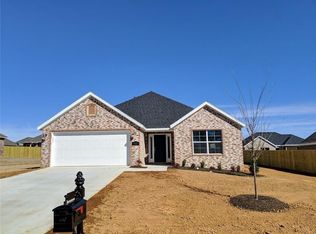 456 Concho St, Farmington, AR 72730