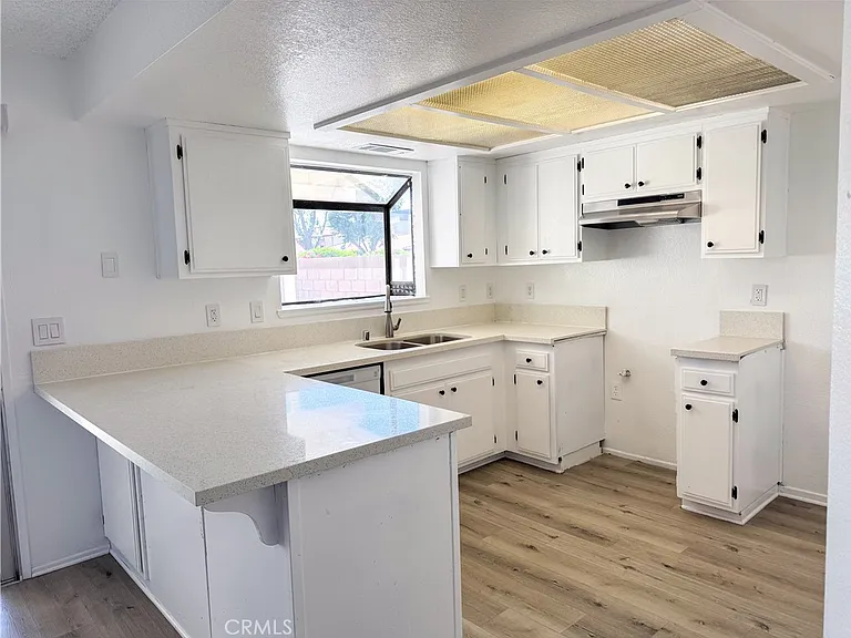 1040 Chagal Ave — Photo 5