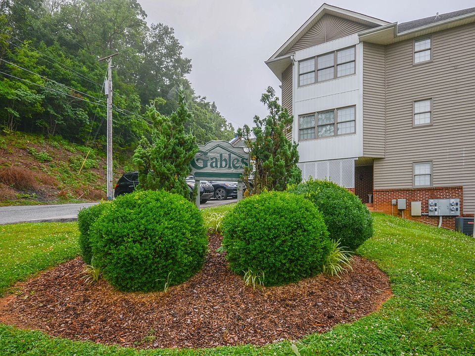 1st image of 100 Gables Pl #205