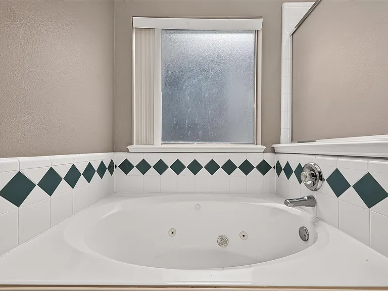 14402 Barker Pelican Ct — Photo 34