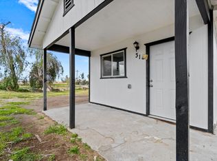 318 Rose Ave, Taft, CA