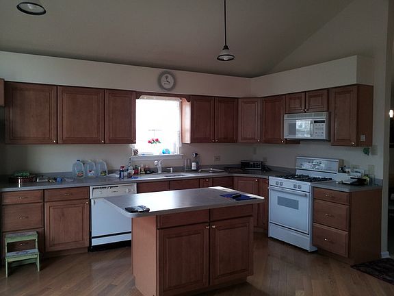 3rd image of 126 N Crooked Lake Ln