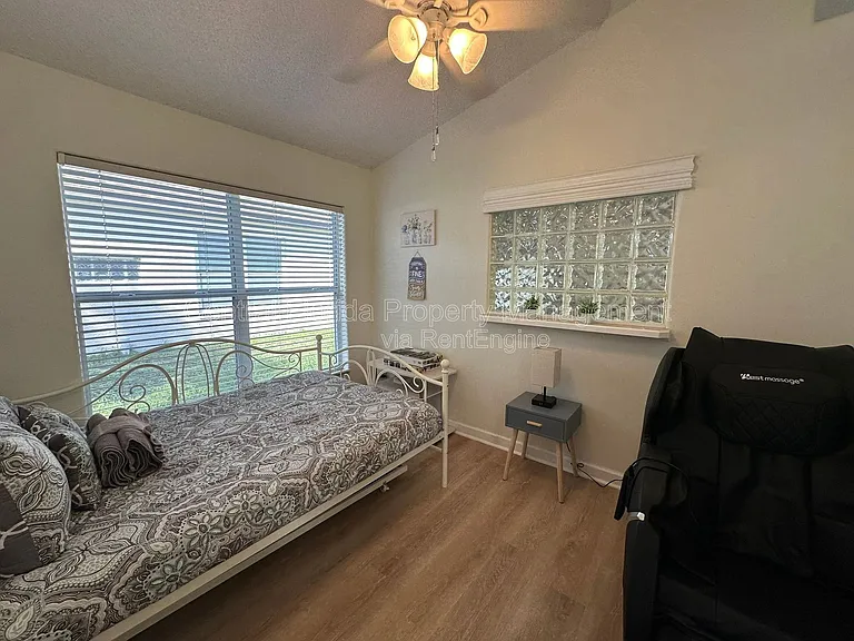 1009 Lake Davenport Blvd — Photo 6