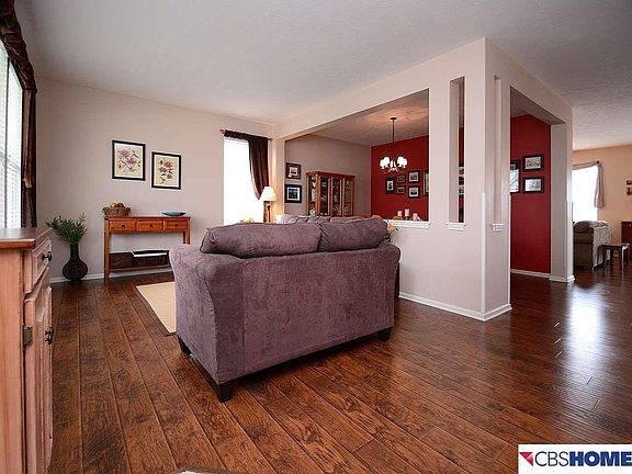 3rd image of 14011 Kelly Dr