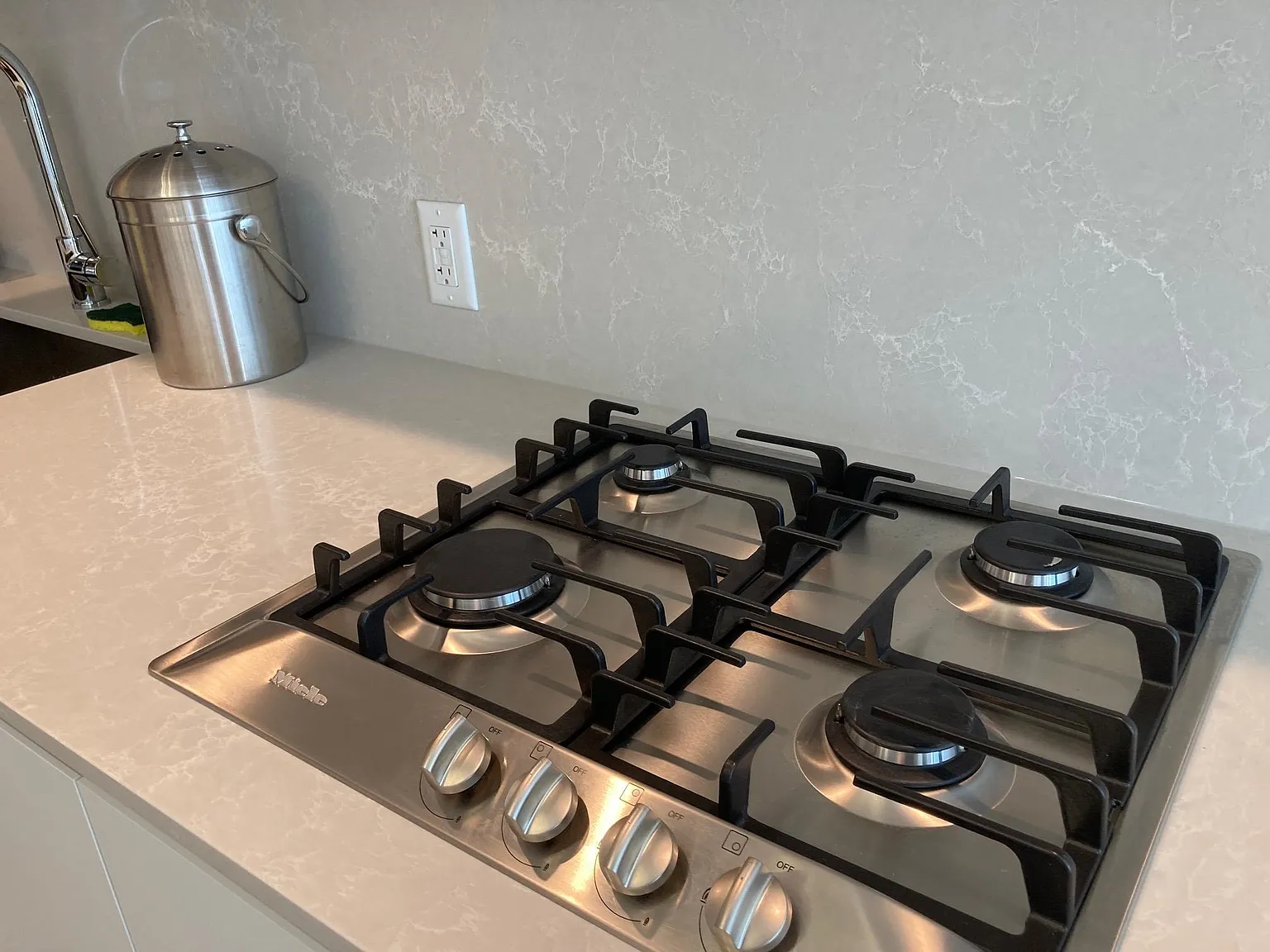 1 bed, 526 sqft, $2,400 — Photo 4