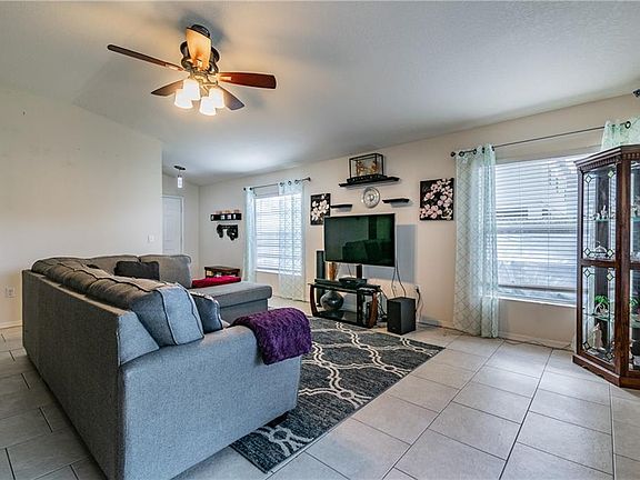 4th image of 7108 W Creek Dr