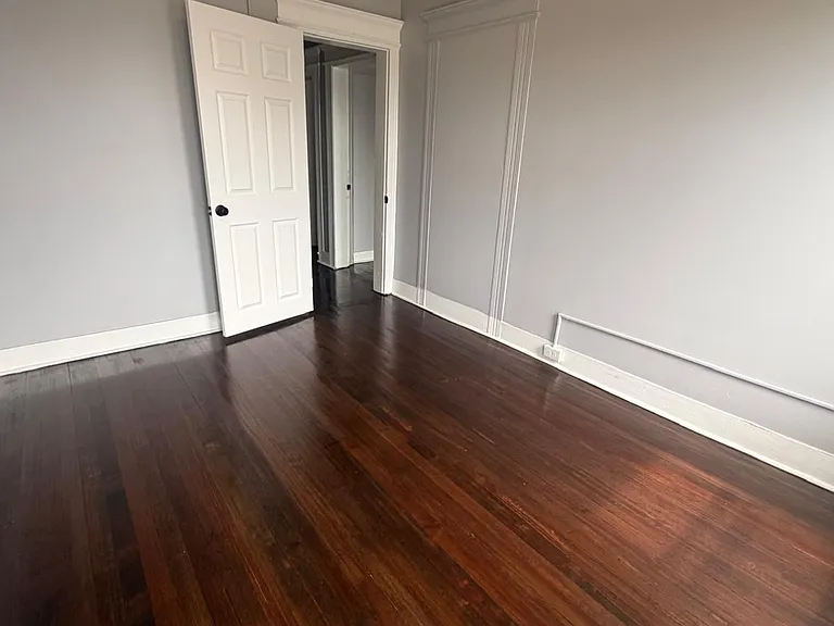 202 Hough Ave #2 — Photo 3