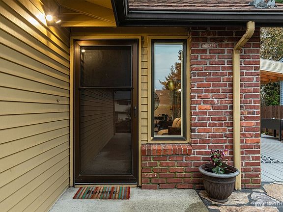 2nd image of 24709 13th Avenue S