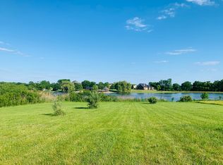 2930 Cottonwood Ln, Marseilles, IL 61341