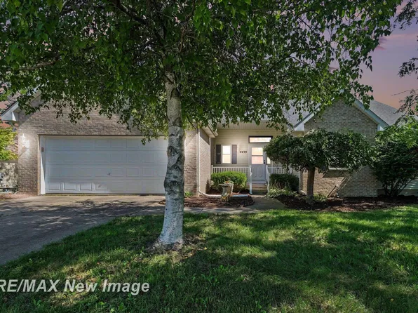 4439 W Edge Way, Grand Blanc, MI 48439
