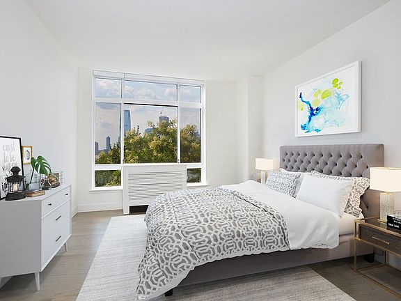 5th image of 350 Albany St APT 6D
