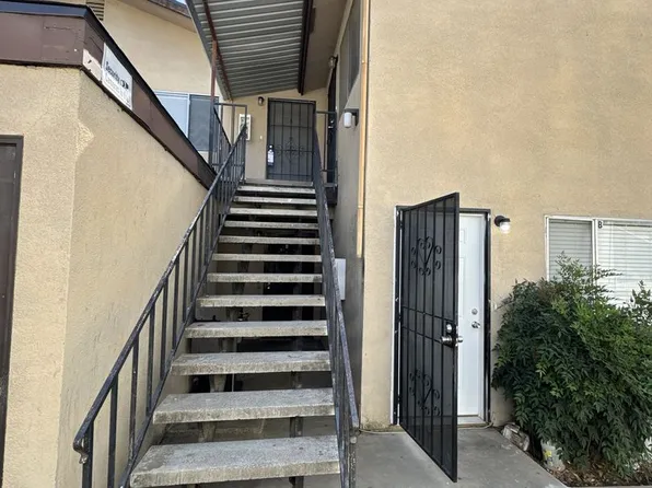 2268, 116 W Murray Ave APT D, Visalia, CA 93291