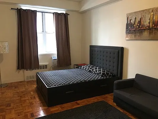 Rented by DYNY Inc | media 8
