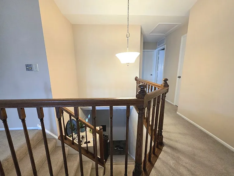 1914 Quaker Hollow Ln — Photo 16