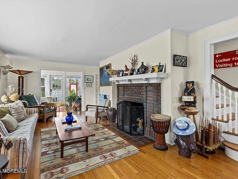 1503 Comstock St — Photo 11
