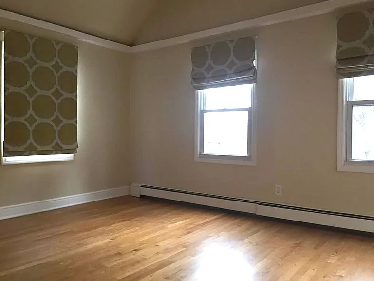 36 Elizabeth St — Photo 9