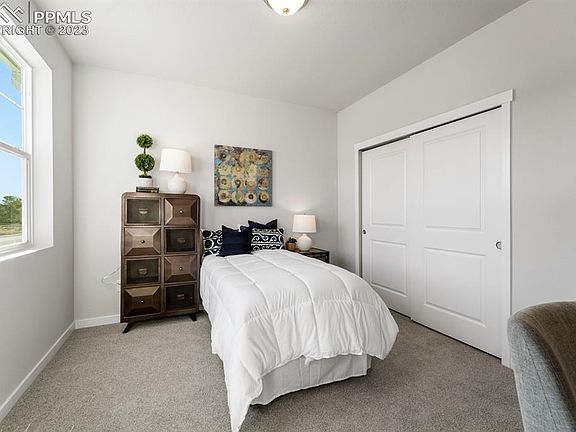 3rd image of 6630 Vistancia Ave