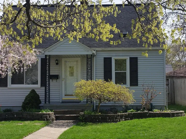 1608 Bauman Ave — Photo 36